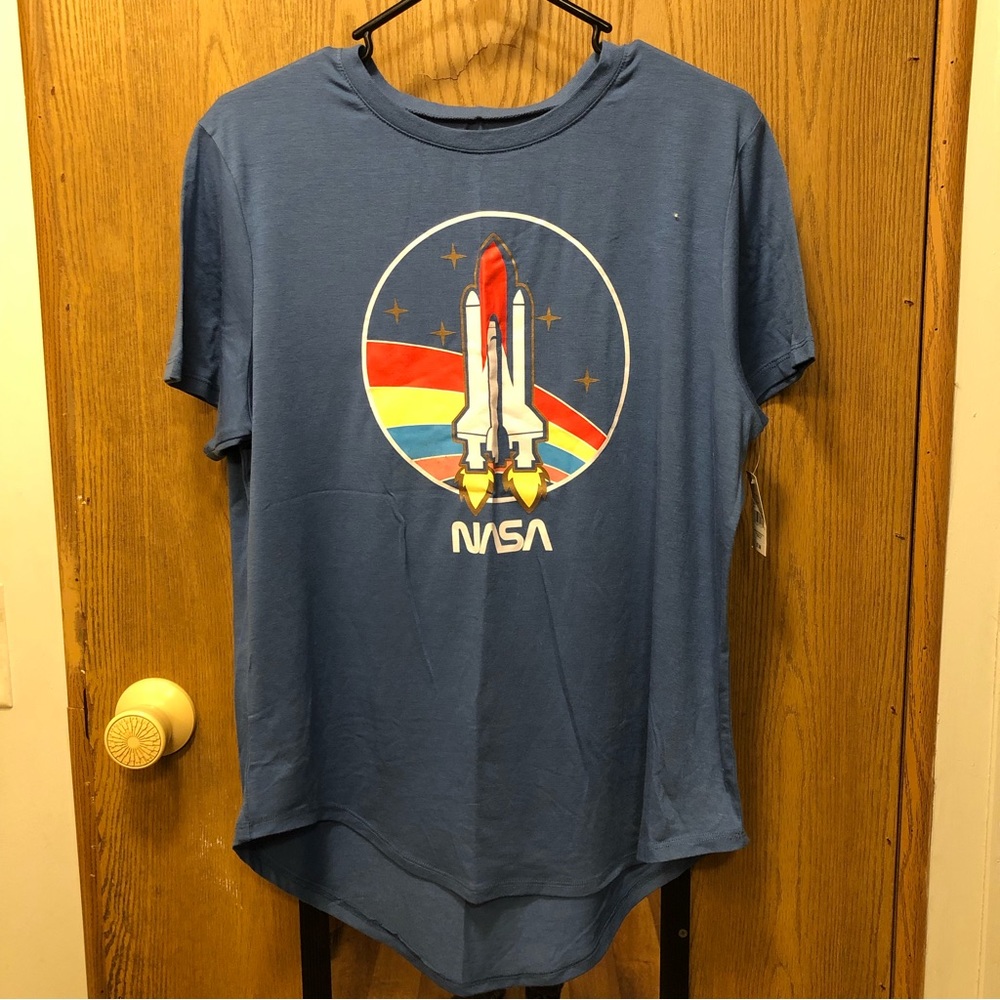 NWT NASA shirt